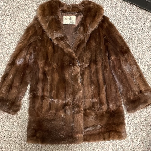 Vintage Jackets & Blazers - Like new Vintage fur coat